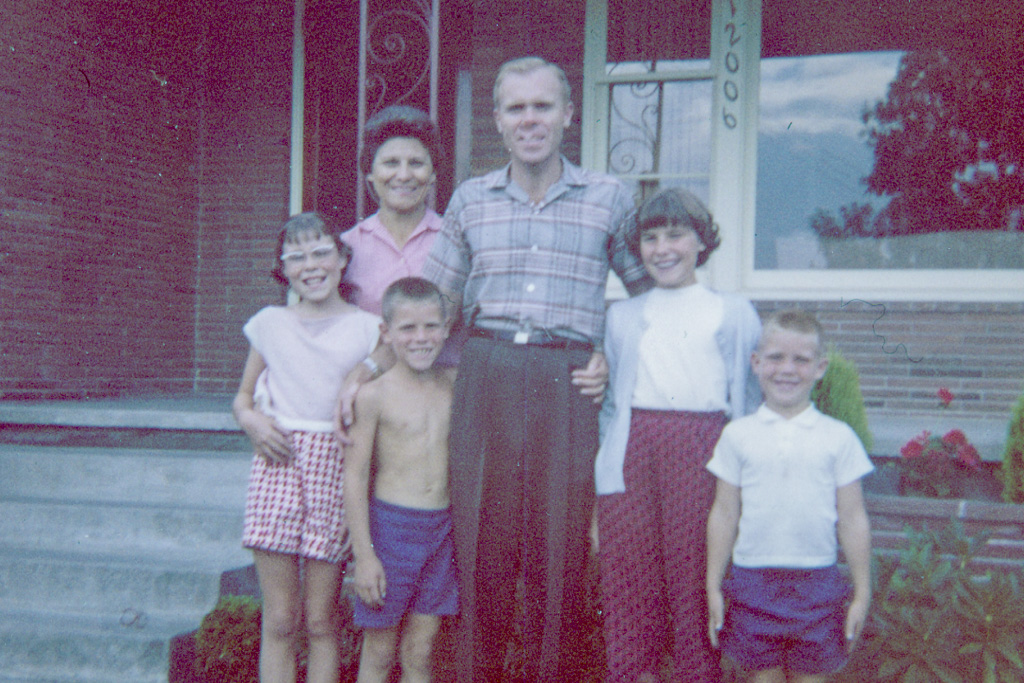 1961 — Esther, Mom, Mike, Dad, Mary, Pat. Our house on Evanston in Seattle.