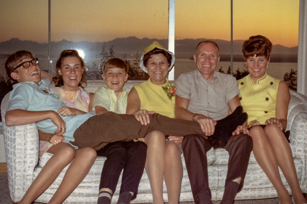 1969 — Mike, Esther, Pat, Mom, Dad, Mary