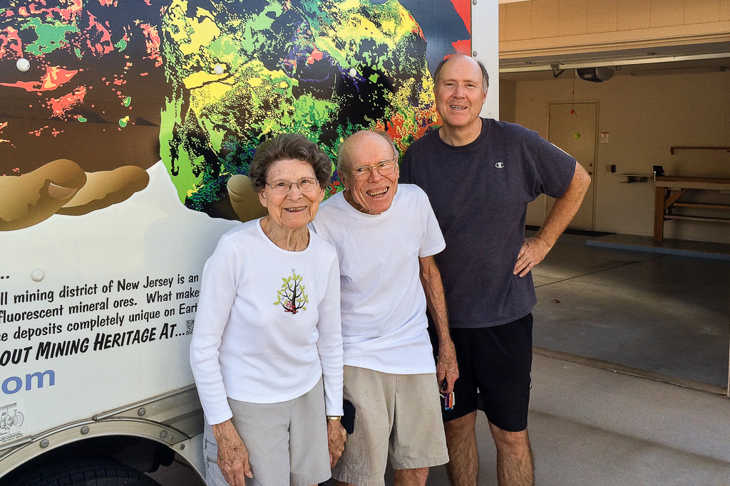 2015 — Leaving winter home in Sun City for the final time. All packed up! Mom, Dad and Pat