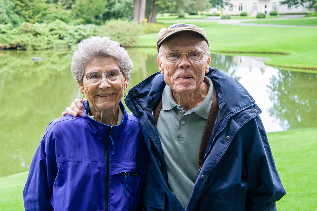 2007 — Mom and Dad at Bloedel gardens