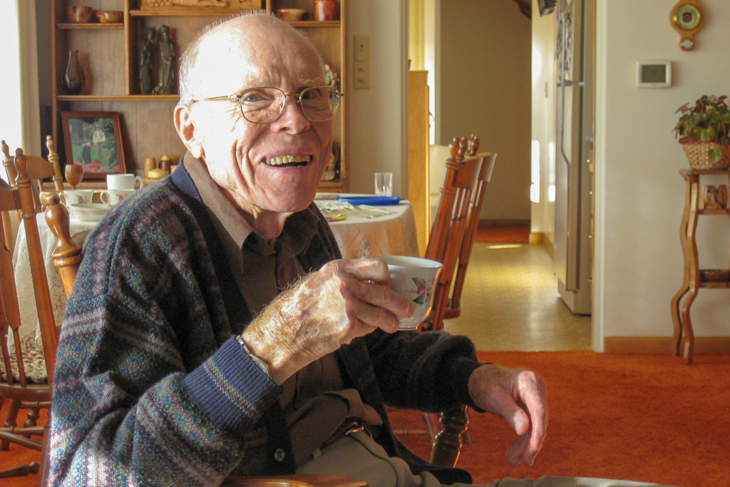 2011 — Dad enjoying a cup of tea