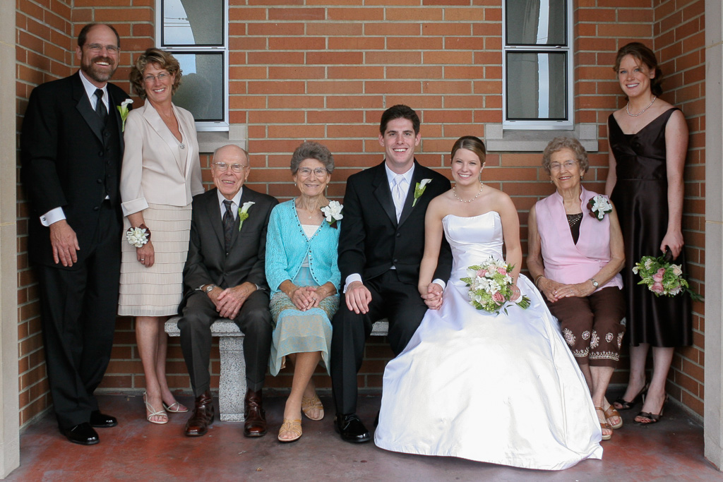 2007 — Mike, Donelyn, Dad, Mom, Jesse, Kendall, Phyllis (Donelyn's mom), Anna