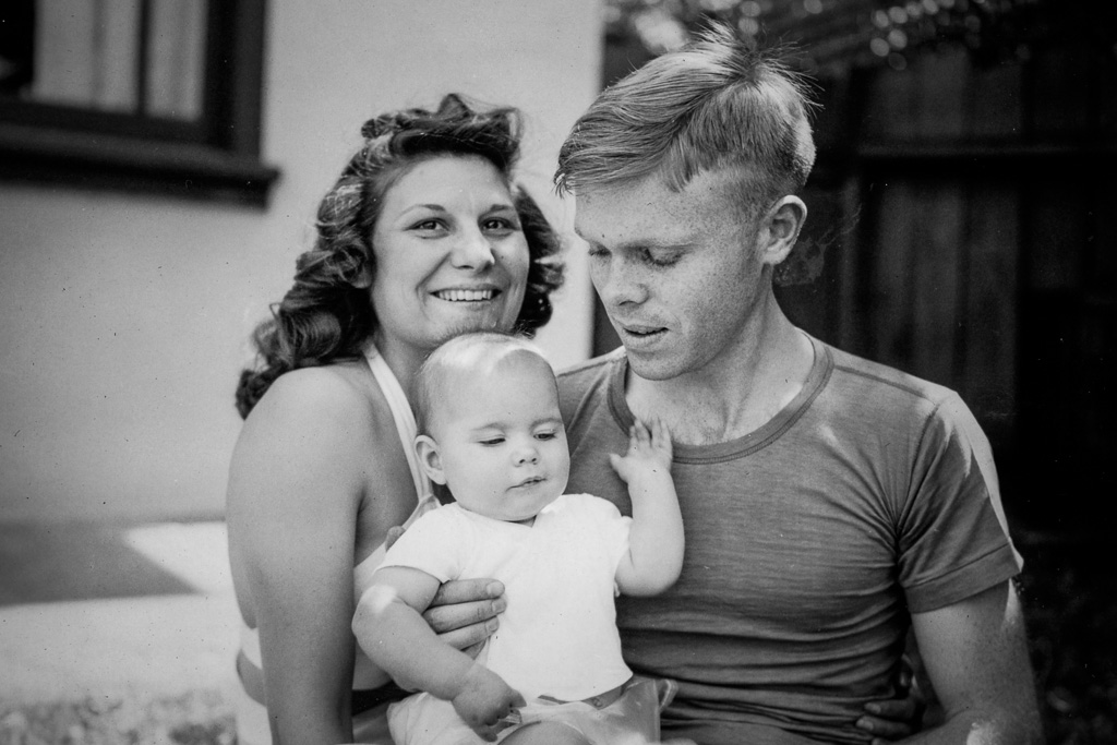 1949 — Mom, Mary and Dad